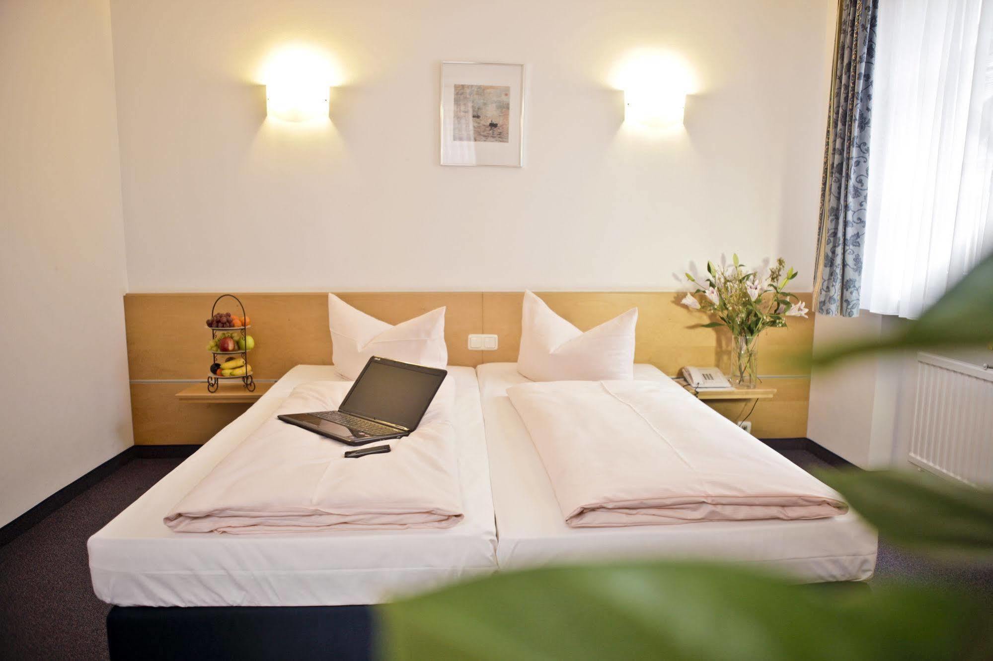 Drexel'S Parkhotel Memmingen Ngoại thất bức ảnh